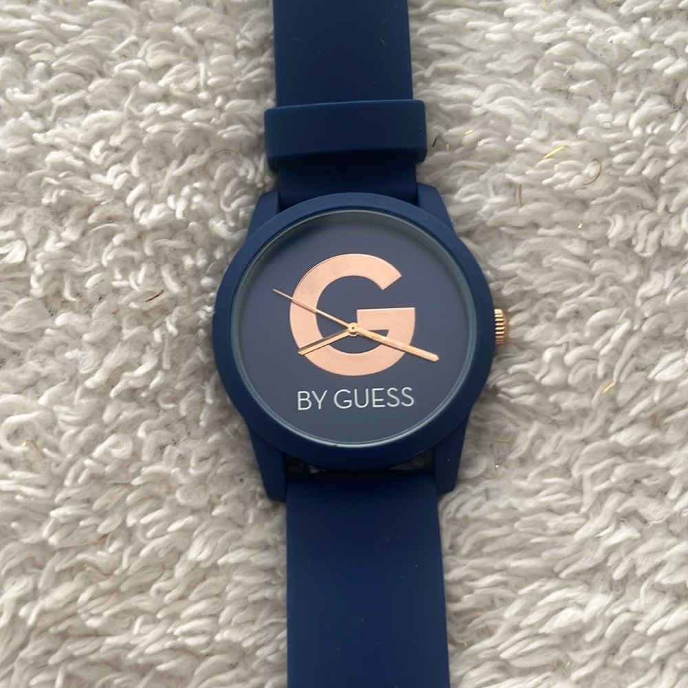 Guess watch - Picture 3 of 3